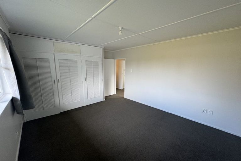Photo of property in 28 Halver Road, Hillpark, Auckland, 2102