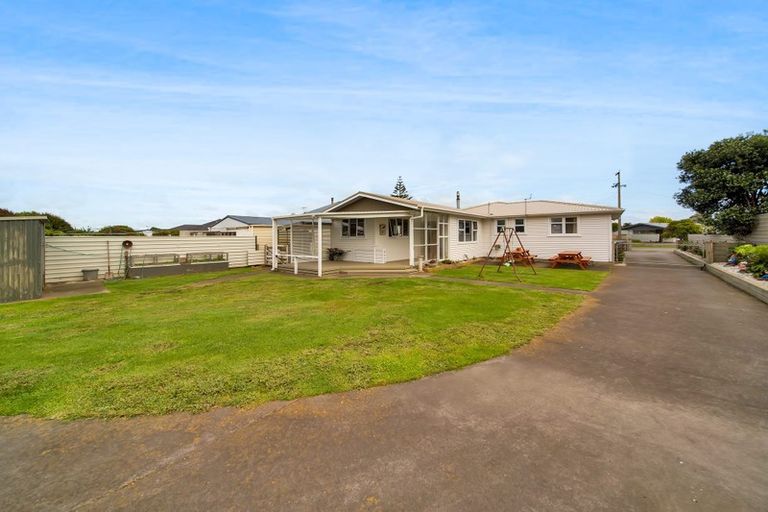 Photo of property in 44 Fantham Street, Hawera, 4610