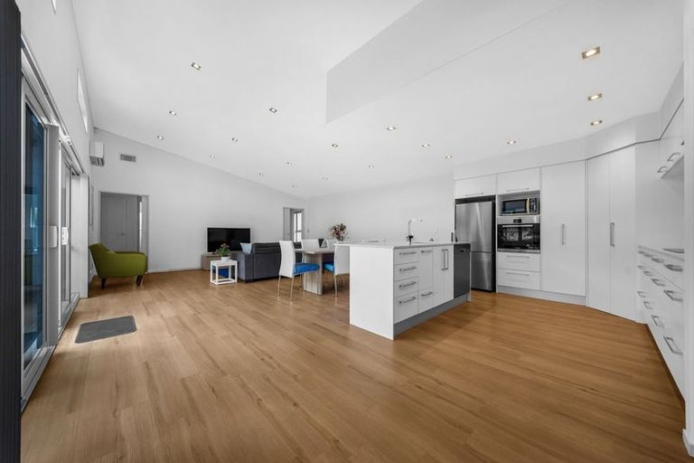 Photo of property in 8 Canmore Street, Pokeno, 2402