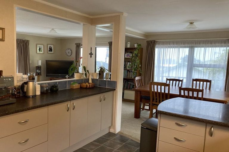 Photo of property in 21a Jelas Road, Red Beach, 0932