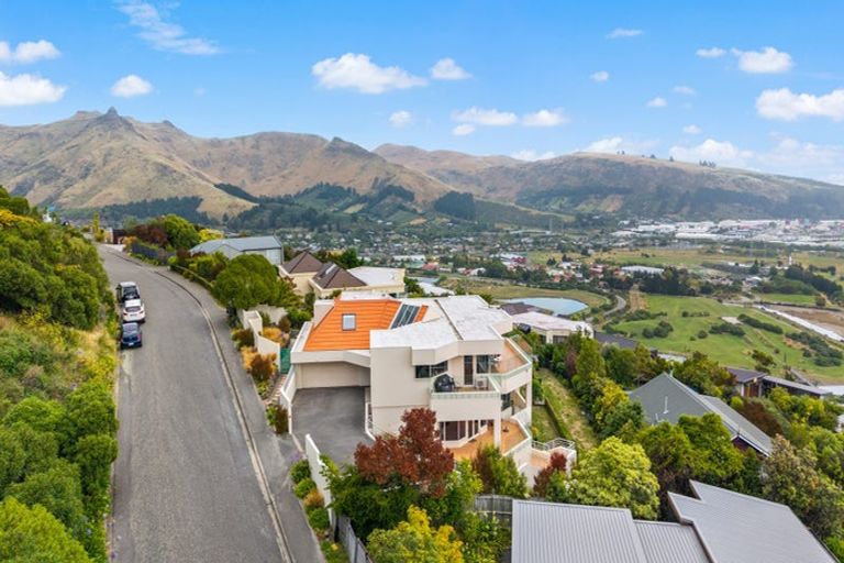 Photo of property in 126 Cannon Hill Crescent, Mount Pleasant, Christchurch, 8081