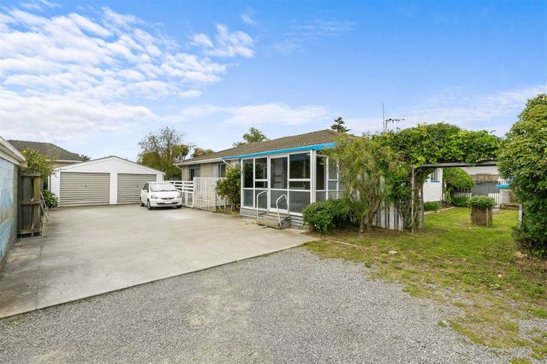 Photo of property in 1/136 Wainoni Road, Avondale, Christchurch, 8061