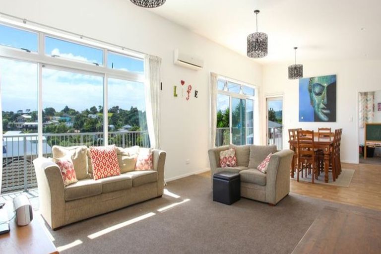 Photo of property in 21 Violet Street, Raglan, 3225