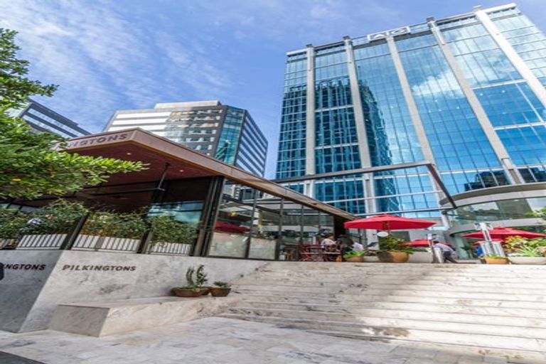 Photo of property in 41 Shortland Street, Wainoni, Christchurch, 8061