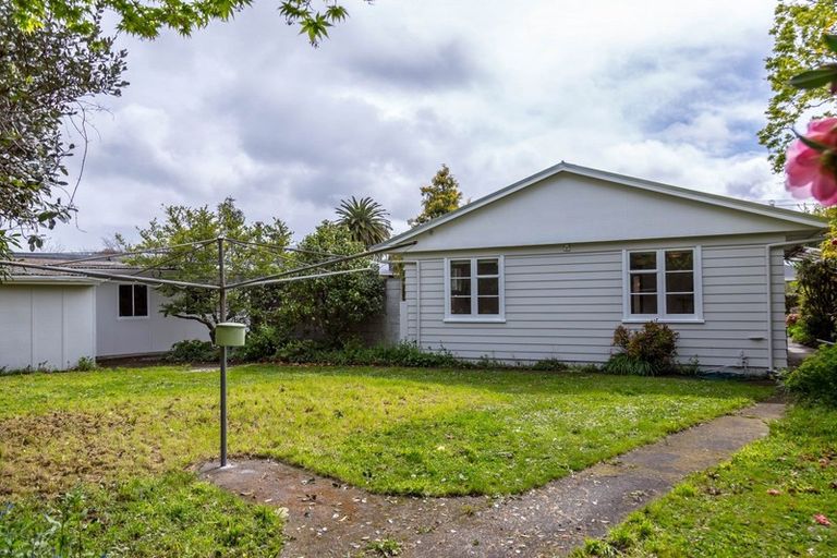 Photo of property in 15 Coddington Crescent, Masterton, 5810