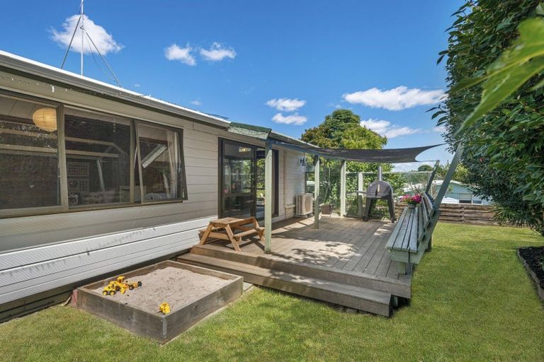 Photo of property in 24 Dunton Drive, Welcome Bay, Tauranga, 3112
