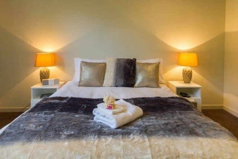 Photo of property in 25 Redfern Terrace, Arthurs Point, Queenstown, 9371