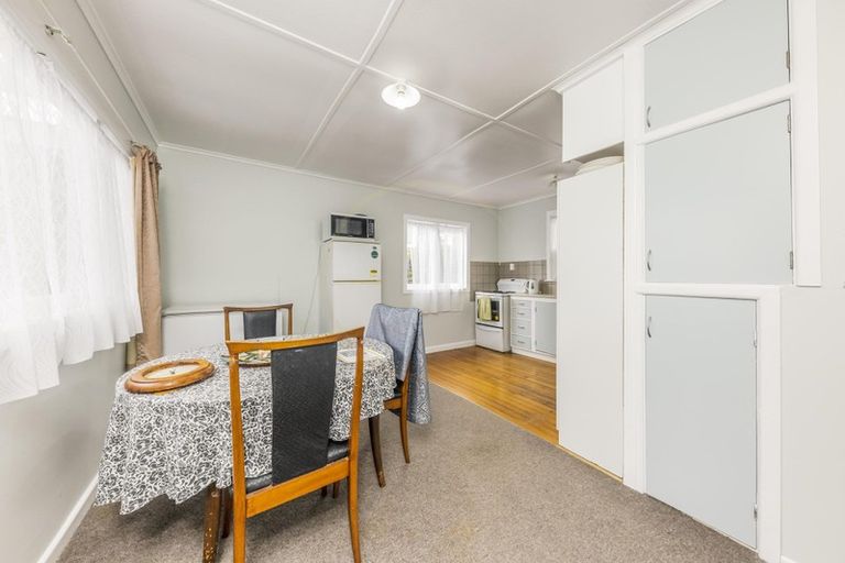 Photo of property in 1/5 Red Hill Road, Red Hill, Papakura, 2110