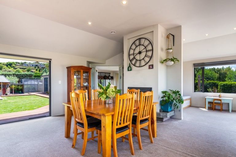Photo of property in 400 Gillespie Place, Acacia Bay, Taupo, 3385