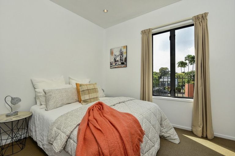 Photo of property in 24 Norrie Avenue, Raglan, 3225