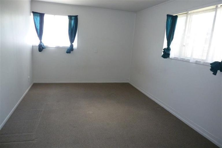 Photo of property in 24 Zelda Avenue, Clover Park, Auckland, 2023