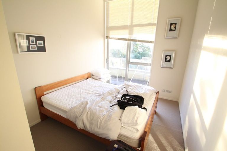 Photo of property in 35r Garnet Road, Westmere, Auckland, 1022