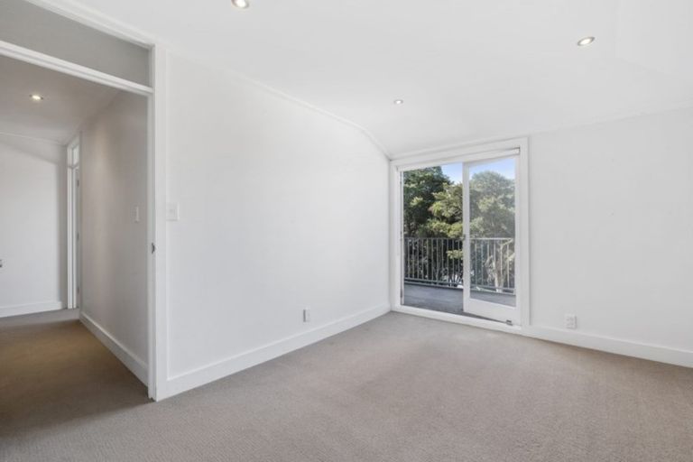 Photo of property in 69 Norwood Road, Bayswater, Auckland, 0622