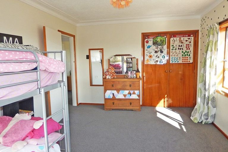 Photo of property in 9 Selwyn Street, South Hill, Oamaru, 9400