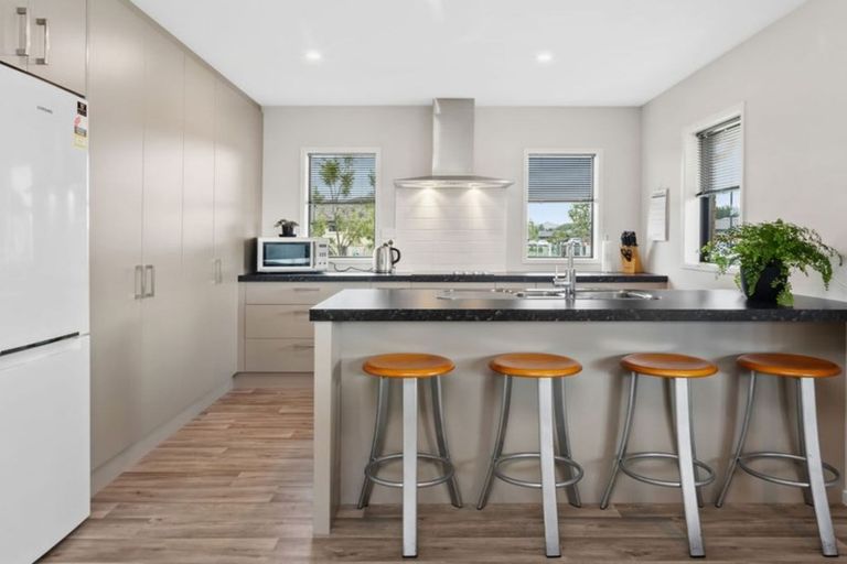 Photo of property in 4 Emma Street, Marshland, Christchurch, 8083