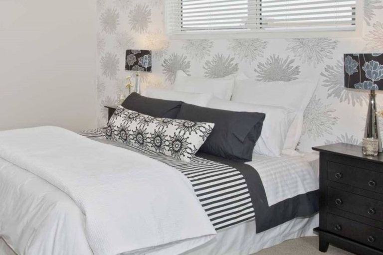 Photo of property in 32 Jane Maree Road, Kumeu, 0810