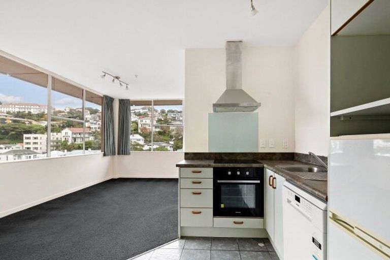 Photo of property in Terrace Tower Apartments, 8d/126 The Terrace, Wellington Central, Wellington, 6011