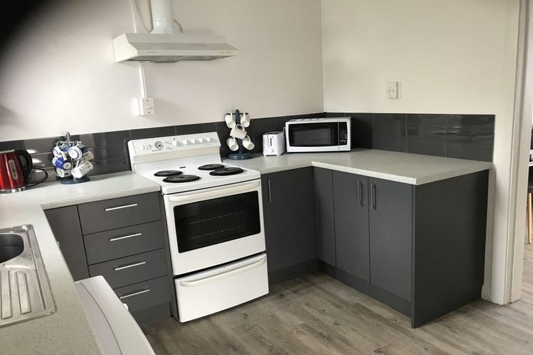 Photo of property in 2/34 Wainui Street, Riccarton, Christchurch, 8041