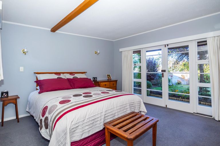 Photo of property in 17 Te Weka Street, Maori Hill, Timaru, 7910