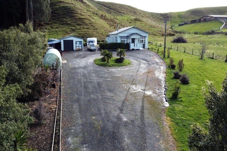 Photo of property in 114 Glengarry Road, Dannevirke, 4978