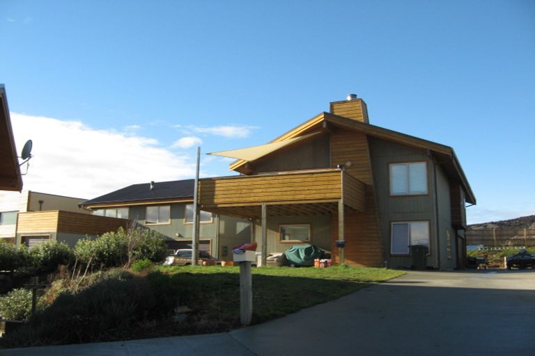 Photo of property in 1/9 Matrica Court, Wanaka, 9305
