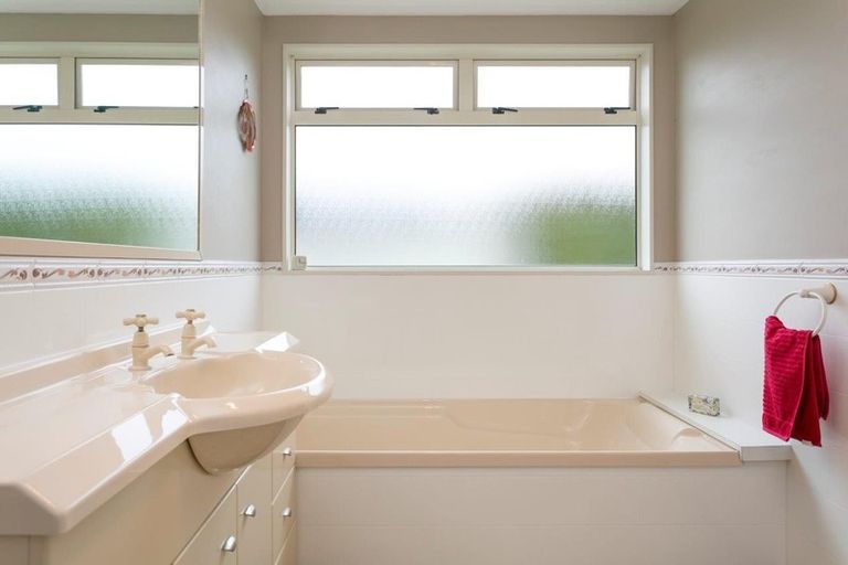 Photo of property in 7 Herapeka Street, Nukuhau, Taupo, 3330