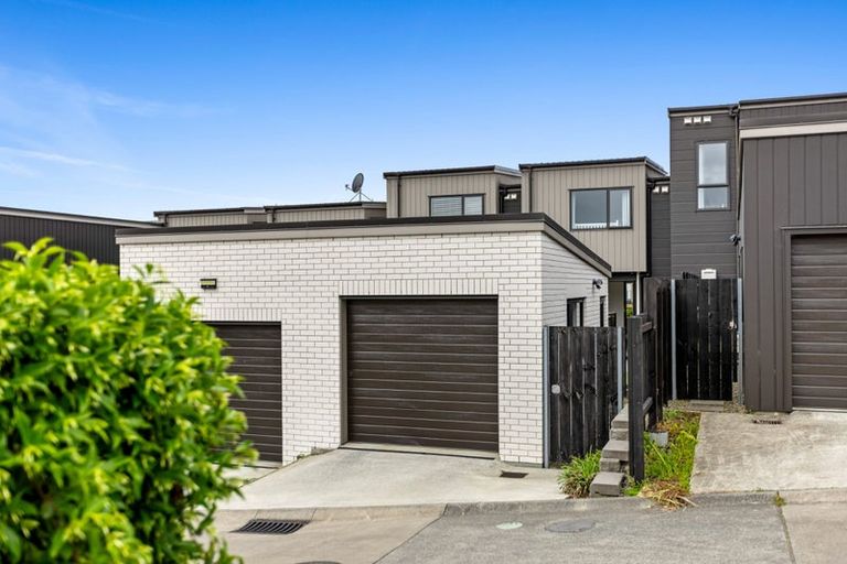 Photo of property in 42 Pennant Street, Long Bay, Auckland, 0630