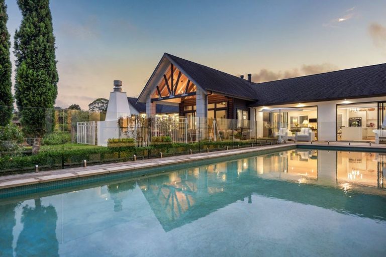 Photo of property in 16 Robinson Road, Coatesville, Albany, 0793