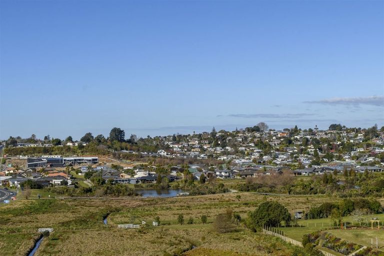 Photo of property in 87 Hawkridge Heights, Bethlehem, Tauranga, 3110
