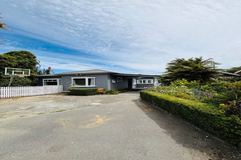 Photo of property in 5a Avalon Crescent, Avalon, Lower Hutt, 5011