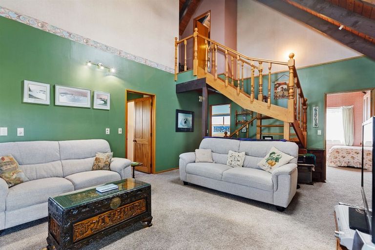 Photo of property in 204 Cambridge Road, Bethlehem, Tauranga, 3110