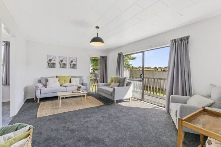 Photo of property in 72 Boundary Road, Clover Park, Auckland, 2019