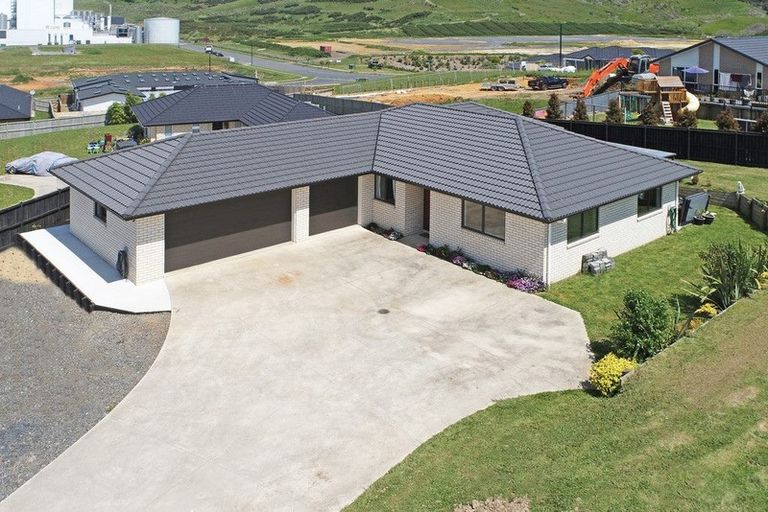 Photo of property in 10 Ulcoats Lane, Pokeno, 2402