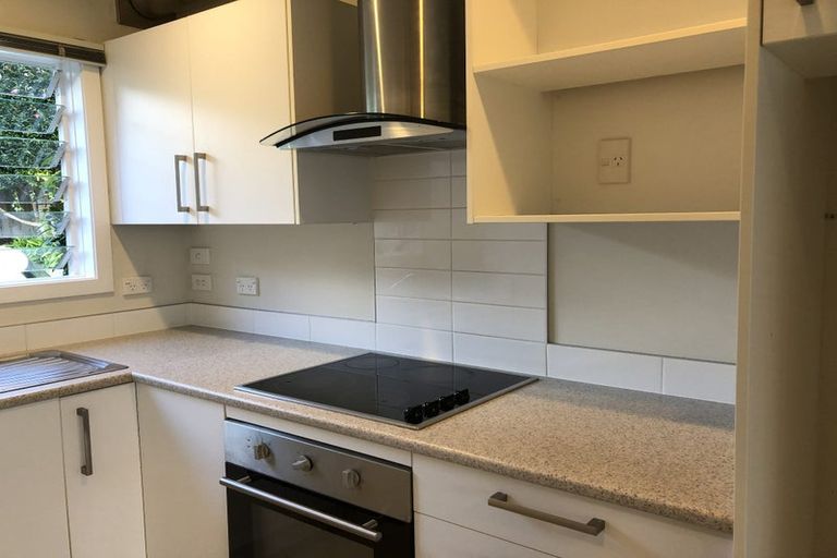 Photo of property in 1/37 Waipa Street, Birkenhead, Auckland, 0626