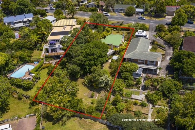 Photo of property in 124 Arran Road, Browns Bay, Auckland, 0630