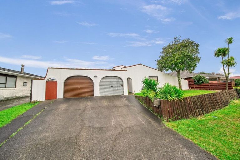 Photo of property in 20 Puketotara Street, Highlands Park, New Plymouth, 4312