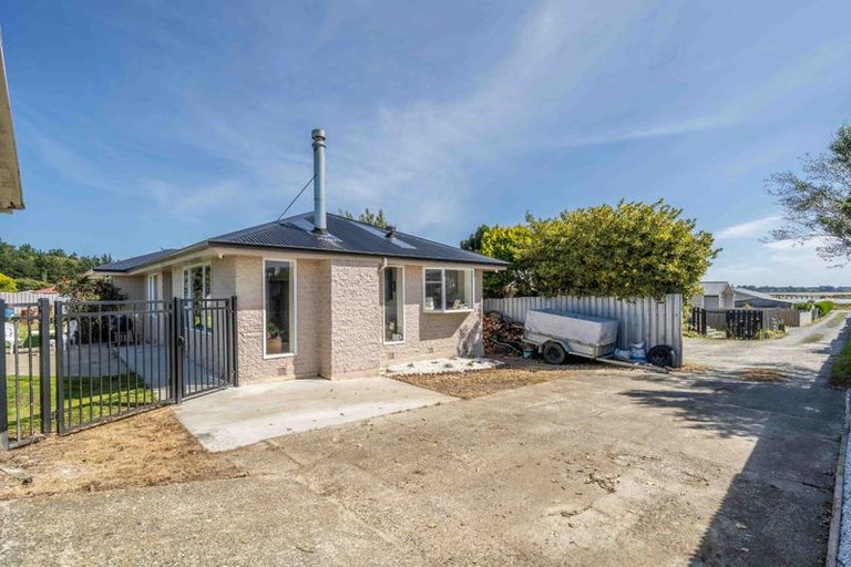 Photo of property in 168 Bluff Highway, Kew, Invercargill, 9812