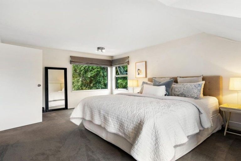 Photo of property in 1 Arawata Terrace, Fernhill, Queenstown, 9300