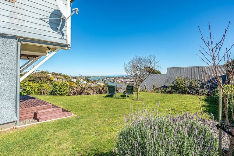 Photo of property in 22 Shakespeare Road, Bastia Hill, Whanganui, 4500