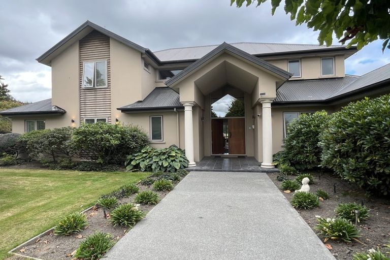 Photo of property in 15 John Paterson Drive, Halswell, Christchurch, 8025