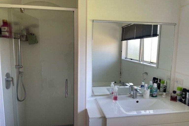 Photo of property in 15a Murphy Road, Taradale, Napier, 4112