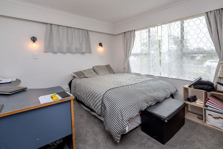 Photo of property in 14 Fisher Place, Carterton, 5713