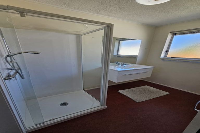 Photo of property in 2/14 Haast Street, Linwood, Christchurch, 8011