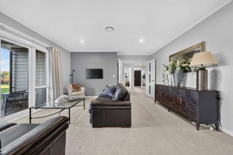 Photo of property in 27 Mill Grove, Clareville, Carterton, 5713