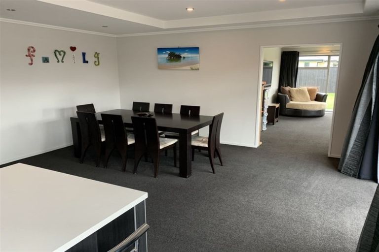 Photo of property in 7 Whakatipu Street, Pegasus, 7612
