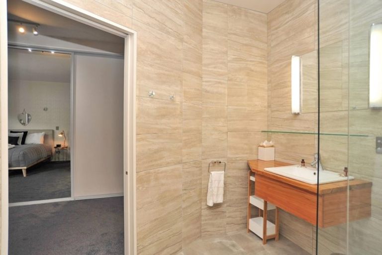 Photo of property in 11 Plynlimon Road, Fendalton, Christchurch, 8052