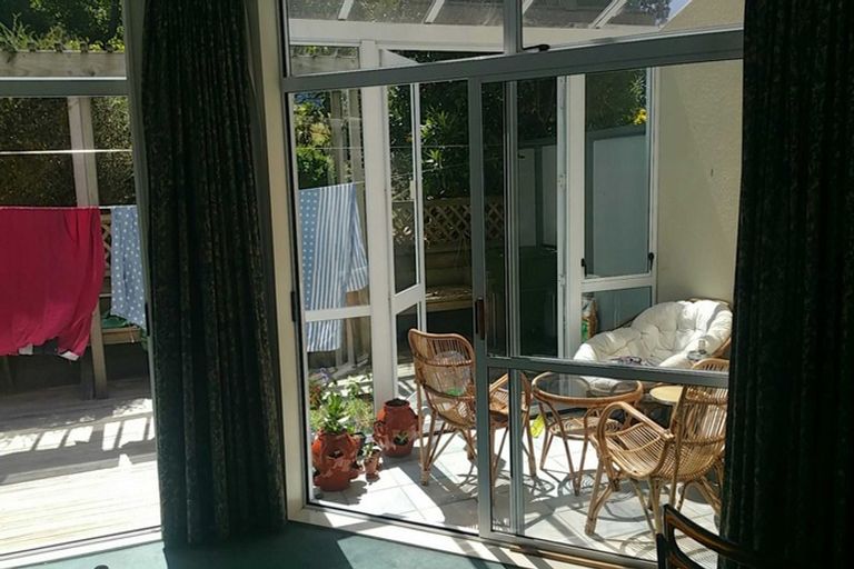 Photo of property in Fernhill Flats, 10/324 The Terrace, Te Aro, Wellington, 6011