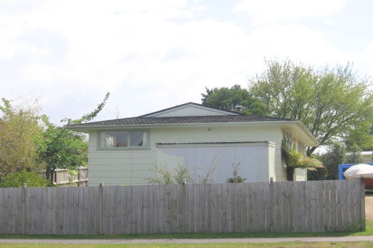 Photo of property in 16 Marshall Avenue, Richmond Heights, Taupo, 3330