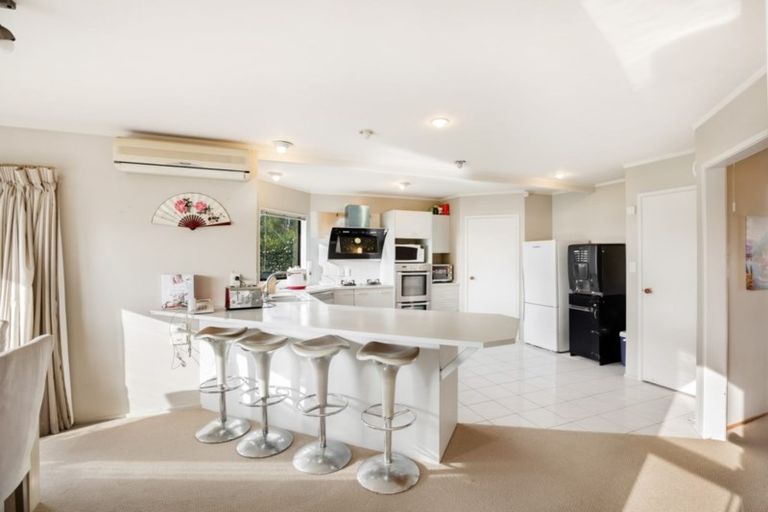 Photo of property in 53 Island View Road, Karaka, Papakura, 2580