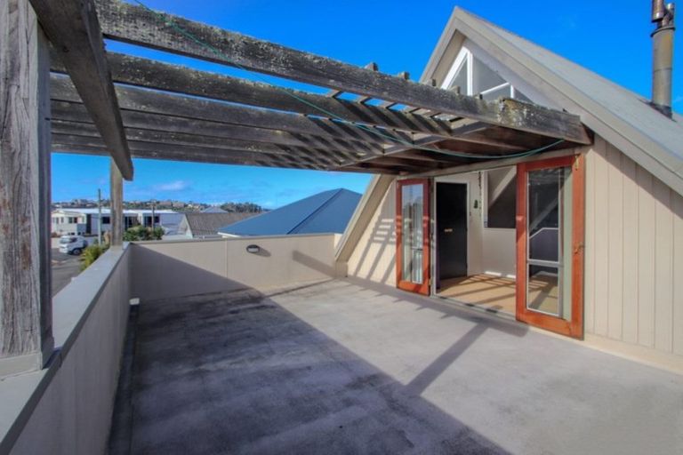 Photo of property in 68 Charles Street, Westshore, Napier, 4110